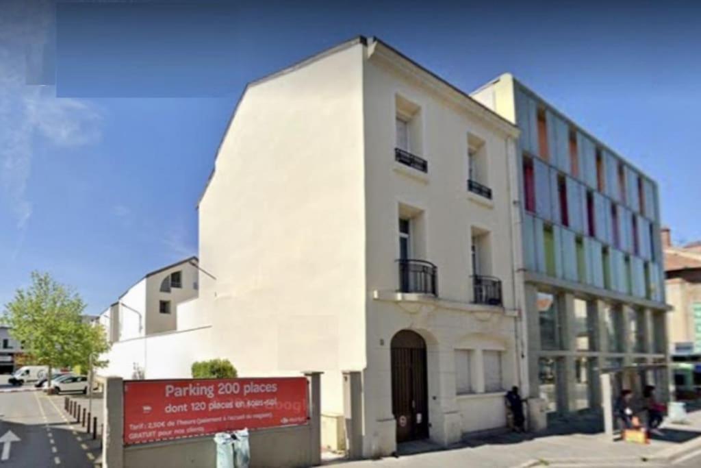 Studio A 800M De La Cathedrale Reims Exterior photo